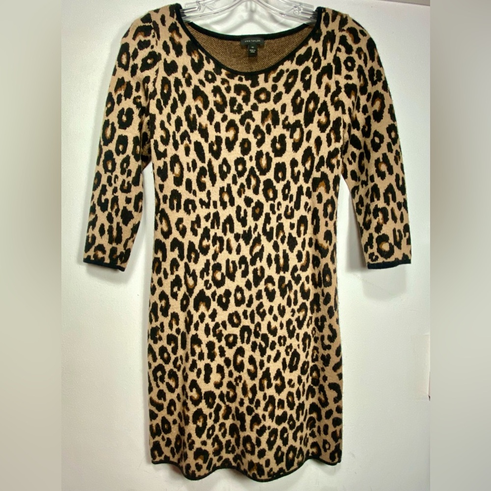 Ann Taylor XS Leopard Mini Sweater Dress